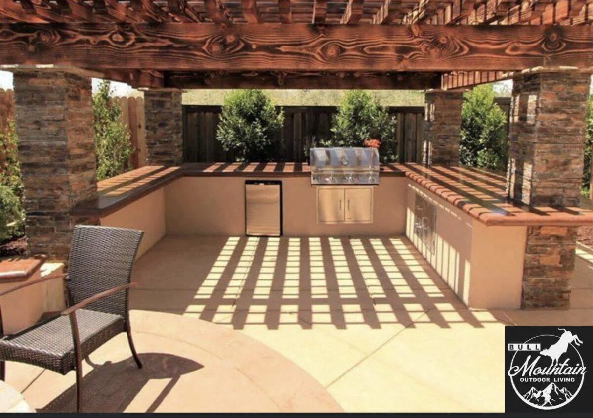 The Differences Between a Patio Enclosure and a Sunroom