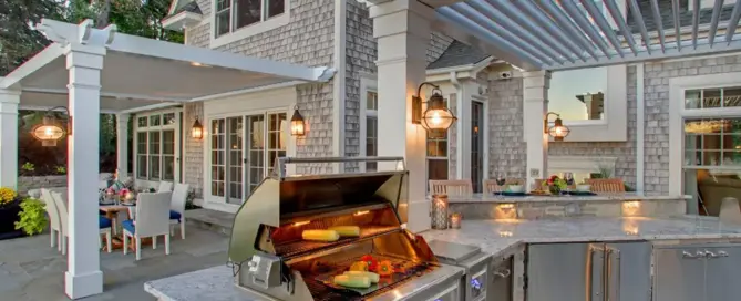 Outdoor Kitchen